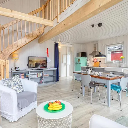 Cozy In With Wifi Holiday home Zerpenschleuse