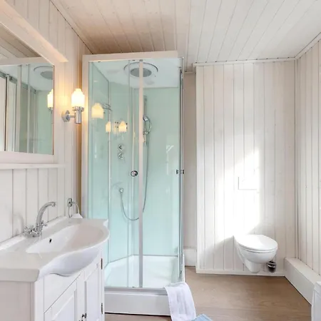 Holiday home Cozy In With Wifi Zerpenschleuse