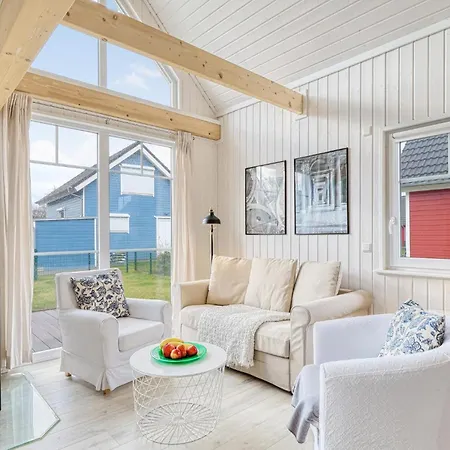 Cozy In With Wifi Holiday home Zerpenschleuse
